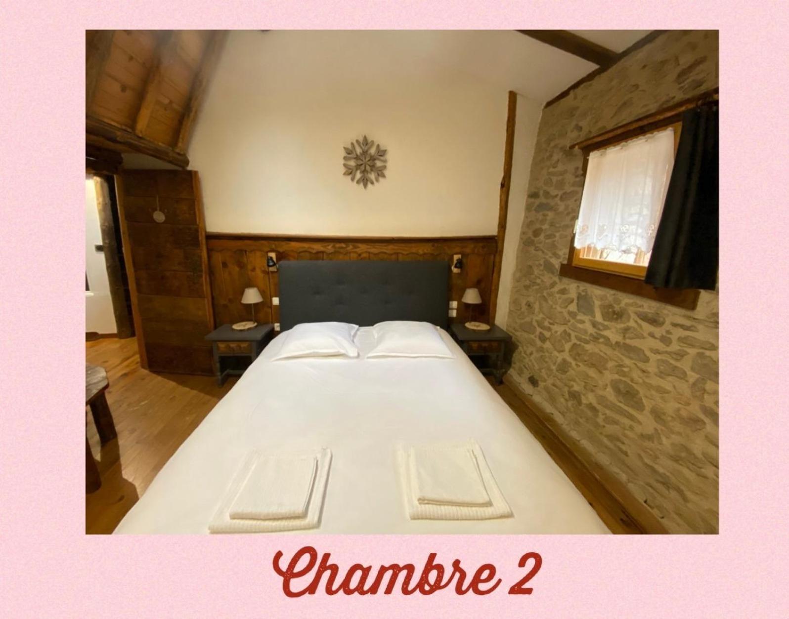 L'Eterlou Authentique Partie De Corps De Ferme 10Pers. Villa Targassonne Exteriör bild
